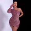 ⁦שמלת קוקטייל כתף אחת שרוול ארוך נצנצים- Yissang⁩ – תמונה ⁦4⁩