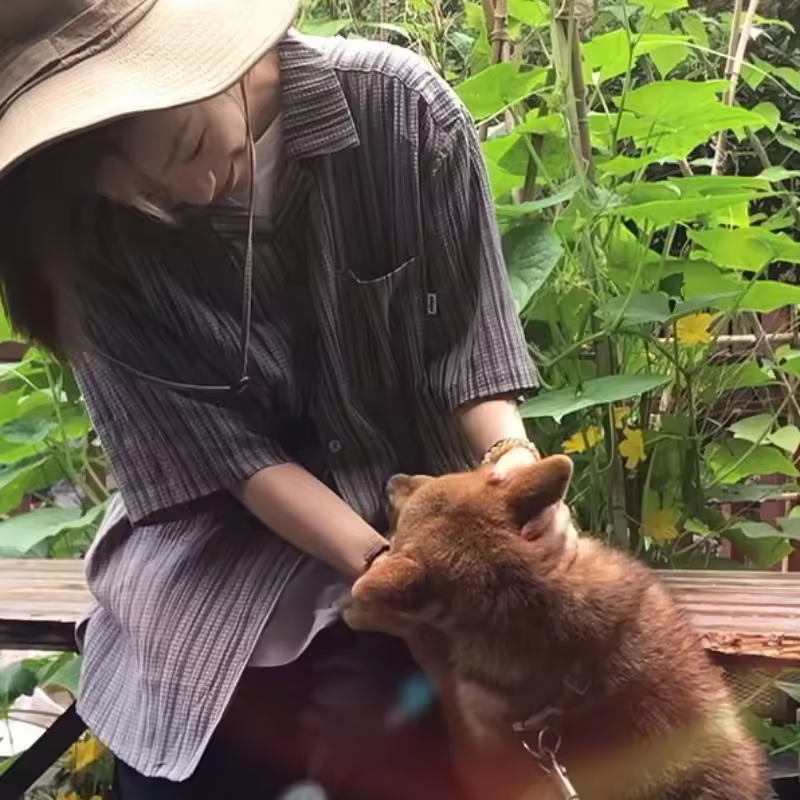 חולצת נשים קצרה קיצית וינטג' (משלוח חינם)