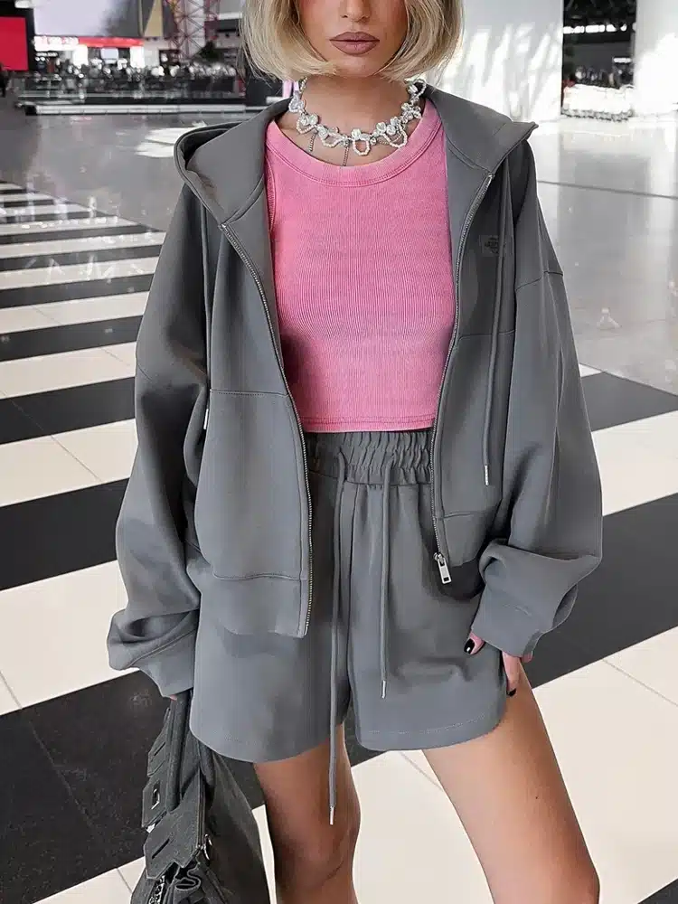 חליפת קיץ לנשים עם מכנסיים קצרים מכותנה (משלוח חינם)