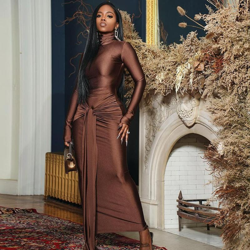 שמלת נשים בצבע אחיד עם צווארון עגול ושרוולים ארוכים (משלוח חינם)